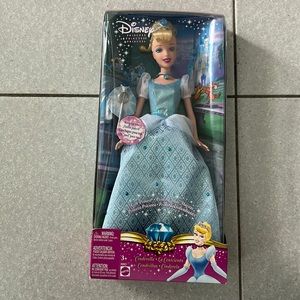 RARE 2006 MATTEL PRINCESS CINDERELLA BARBIE